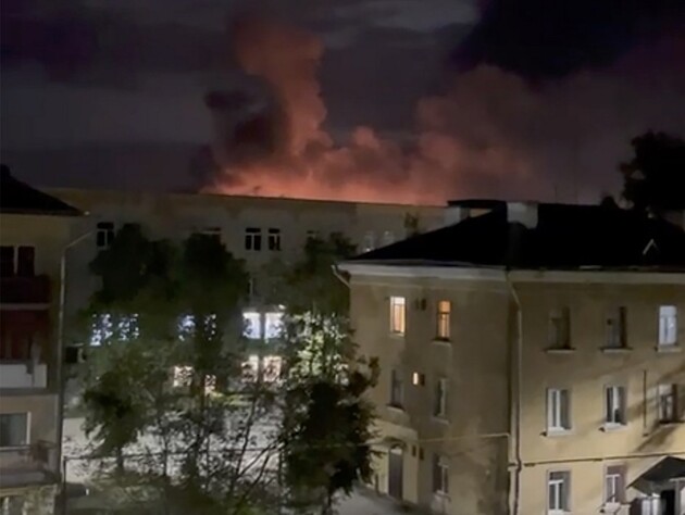 Атака дронів на РФ 30 серпня стала найбільшою з початку війни. Росії, ймовірно, доведеться ставити більше ППО на аеродроми – британська розвідка