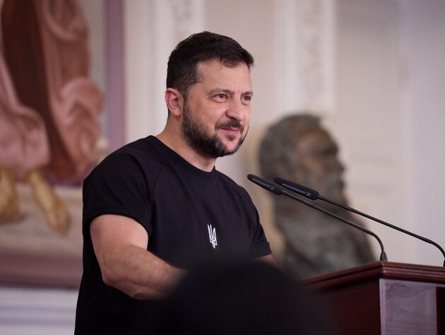 Украина договорилась о поставке большой партии бронированных Medevac – Зеленский