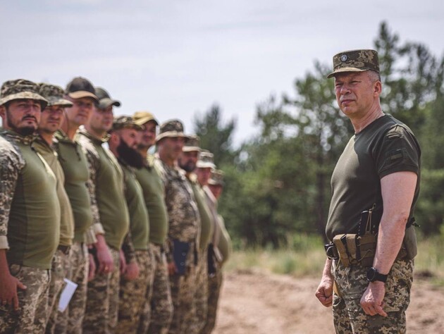 Оккупанты готовятся взять реванш и выйти на границы Донецкой и Луганской областей – Сырский