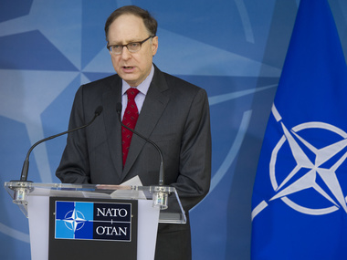 Замгенсека НАТО: Украине предложили вступить в Альянс