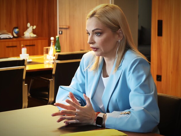 Волонтерка Ярова: Старший син через чотири роки буде призовного віку. Я хочу, щоб він пройшов армію, а не війну