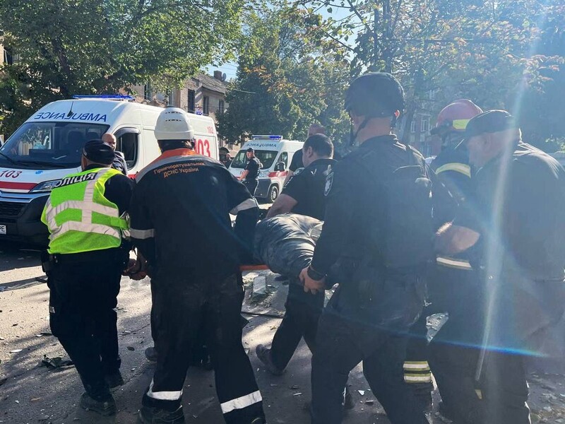 В результате ракетного удара по Кривому Рогу погиб полицейский, ранены 25 человек, в том числе сотрудники ГСЧС – Клименко 