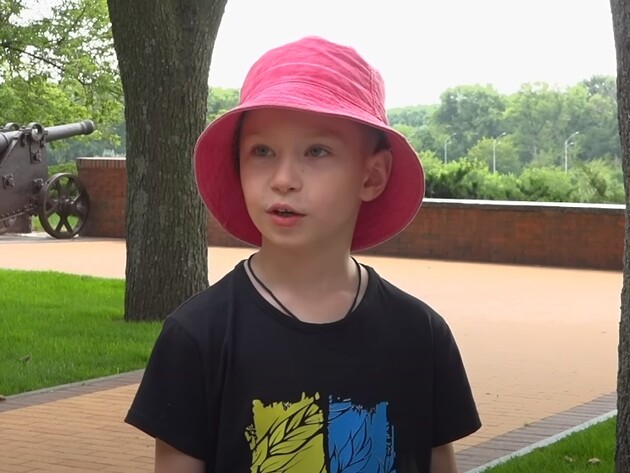 Дев'ятирічний волонтер Сергій Мороз: Моя найбільша мрія – щоб закінчилася війна й потонула Росія