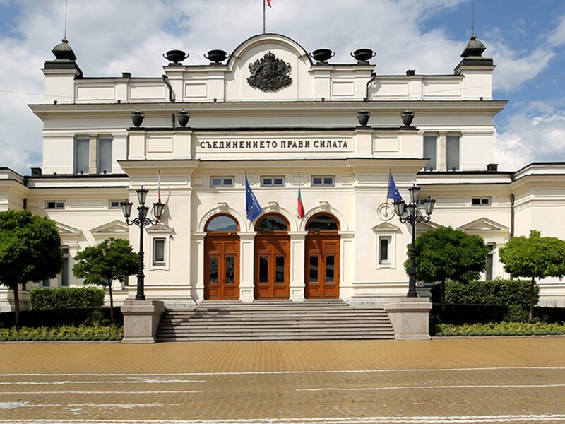 Парламент Болгарии рассмотрит вопрос о разрешении импорта украинского зерна после 15 сентября