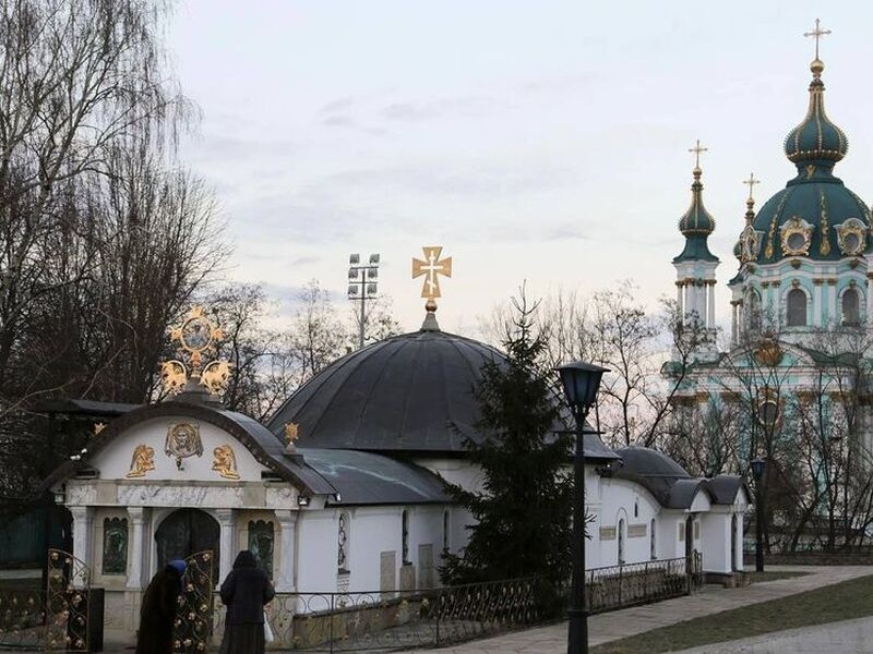 Апеляційний суд зобов'язав знести храм УПЦ МП на території Музею історії України