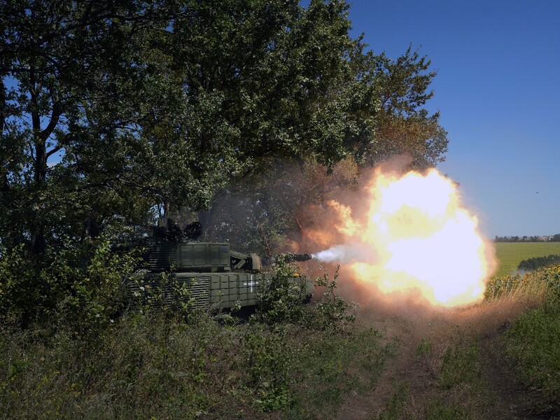 ЗСУ після штурмів закріплюються на досягнутих рубежах на бахмутському напрямку, відбили російські атаки під Мар'їнкою й Авдіївкою – Генштаб