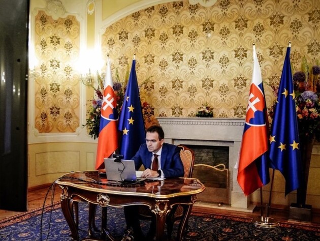 Словаччина до кінця року заборонила імпорт зерна з України – прем'єр