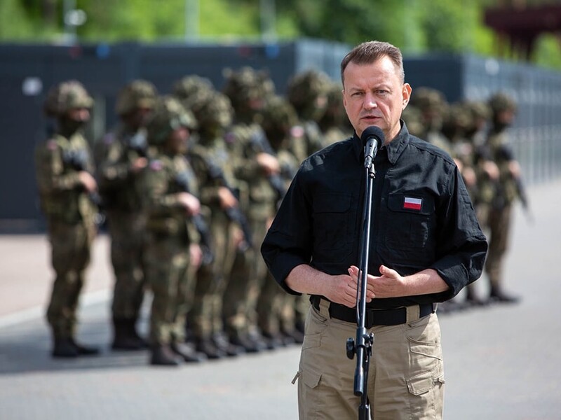 Министр обороны Польши опубликовал военную стратегию страны за 2011 год – и спровоцировал скандал. Документ предусматривал отступление к Висле в случае войны