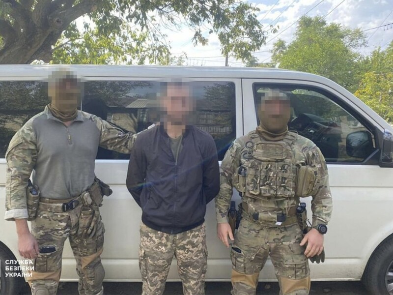 СБУ затримала у Дніпрі підозрюваного в роботі на ФСБ РФ, який видавав себе за військового і збирав розвіддані про ЗСУ