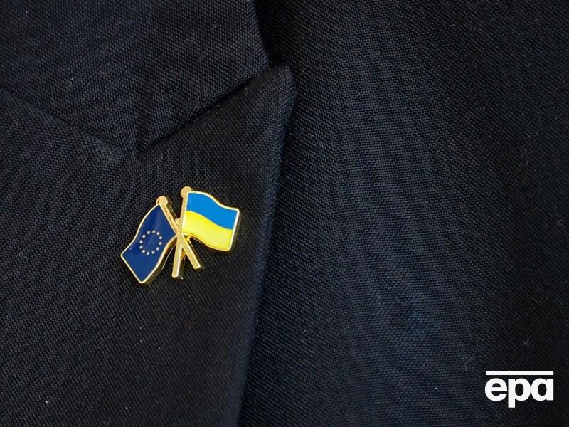 Еврокомиссия предложила продлить временную защиту украинских беженцев до марта 2025 года