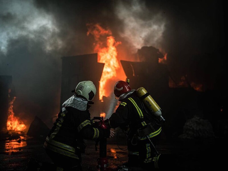 Окупанти вдарили по нафтопереробному заводу в Кременчуці, там сталася пожежа – ОВА
