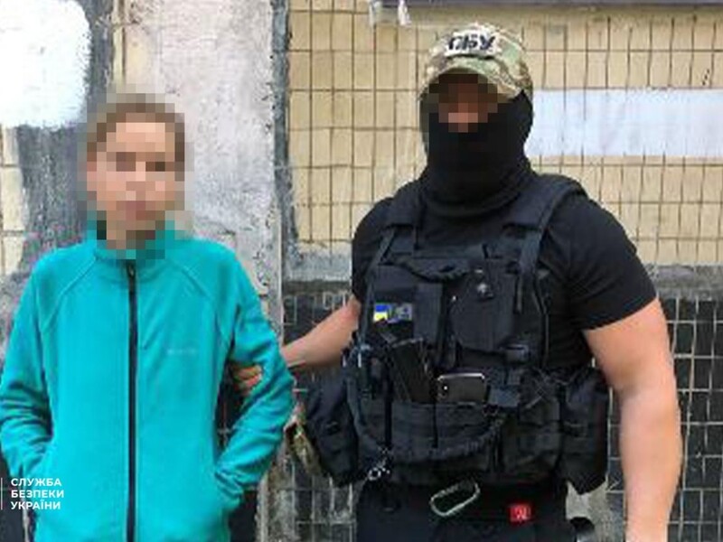 СБУ затримала жительку Чорноморська, підозрювану в коригуванні російських ударів по дев'яти об'єктах Одеської області