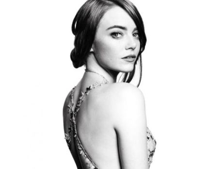 Черно-белые портреты Стоун, Стинга, Верховена разместили на аккаунте 