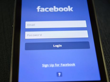 Верховный суд Франции отказался считать знакомство в соцсетях традиционной дружбой