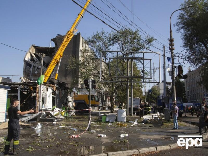 У Черкасах завершили розбирання завалів на місці зруйнованого внаслідок російської атаки готелю