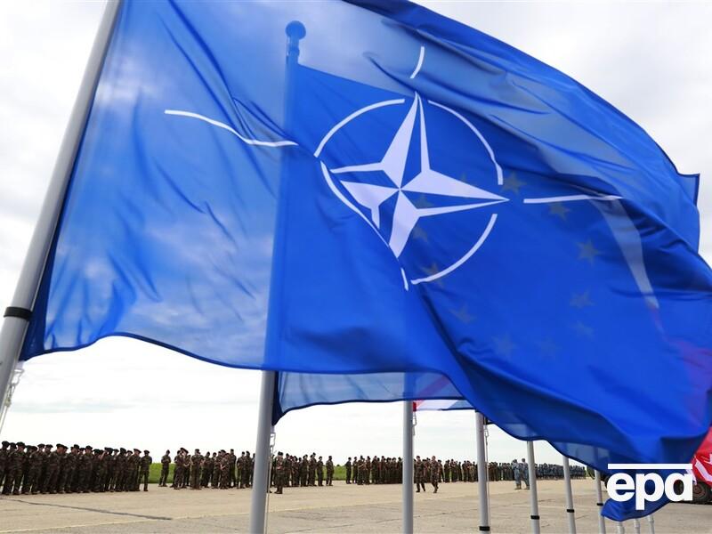 Зеленский считает, что не стоит смешивать вопросы завершения войны и вступления Украины в НАТО