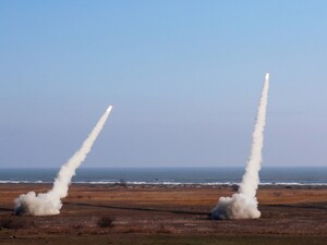 Рішення про надання Україні ракет ATACMS ухвалили ще до візиту Зеленського до США – ЗМІ
