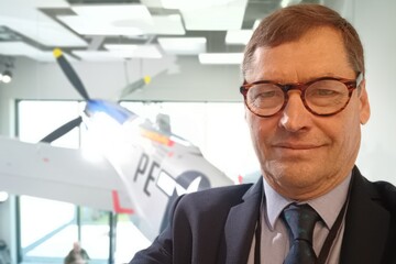 Чи живі Пригожин і Кадиров, агенти ЦРУ у Кремлі, підірвана Росія, Карабах. Стрим Гордона з колишнім радянським розвідником Жирновим. Трансляція