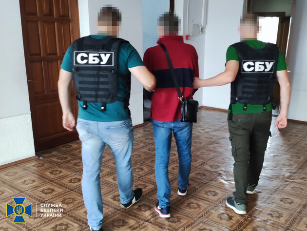 СБУ затримала підозрюваного у зборі інформації для окупантів у Чернігівській області