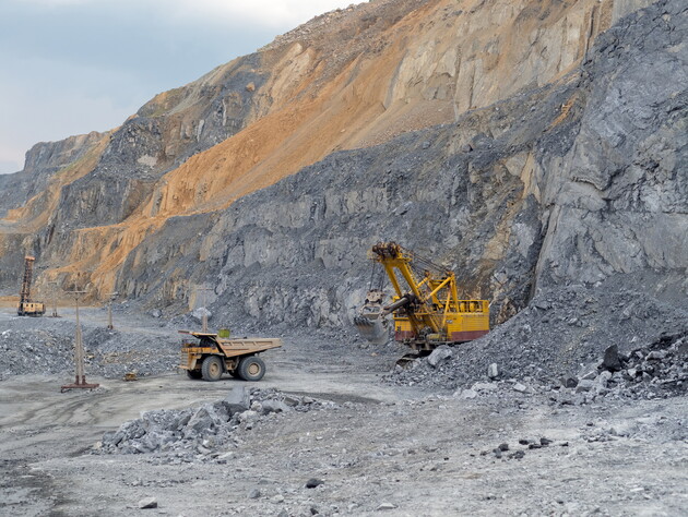 Оккупанты готовятся выдавать 