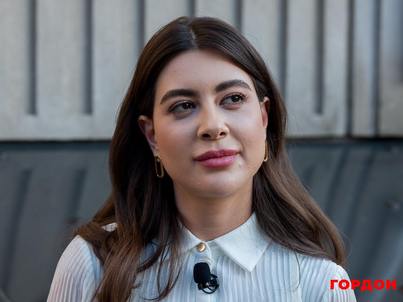 Сары суларда жыныстық қатынас үшін әйелді табыңыз Әуесқойлық үй орыс порно онлайн без регистрации