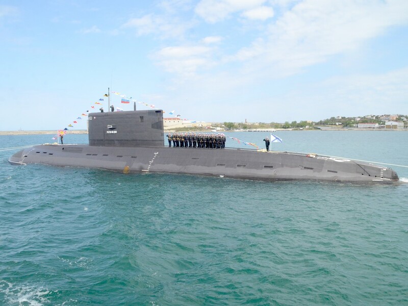 В РФ подтвердили, что экипаж подводной лодки "Ростов-на-Дону" пострадал в результате удара по судоремонтному заводу в Севастополе