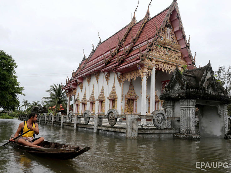 Жертвами наводнения в Таиланде стал 21 человек. Видео