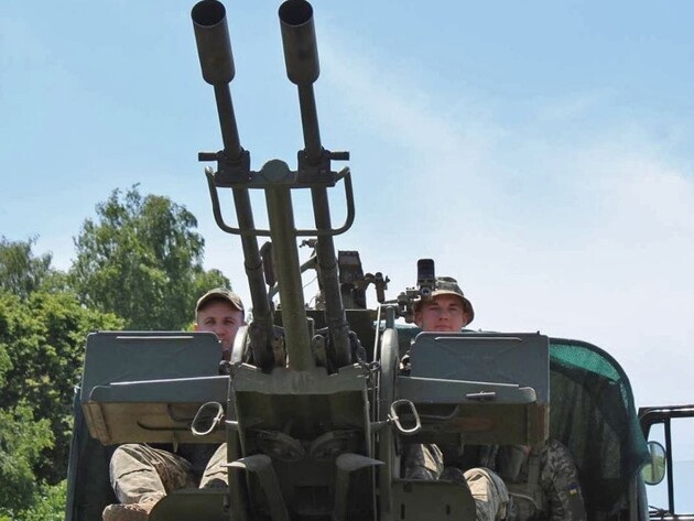 Минобороны повысило до 100 тыс. грн оплату бойцам ПВО во всех регионах Украины и саперам в зоне боев