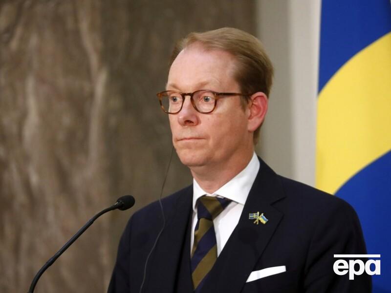 Глава МИД Швеции не смог приехать в Украину, потому что забыл паспорт – СМИ