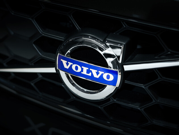 Volvo від'єднала російських дилерів й автовласників від програмного забезпечення