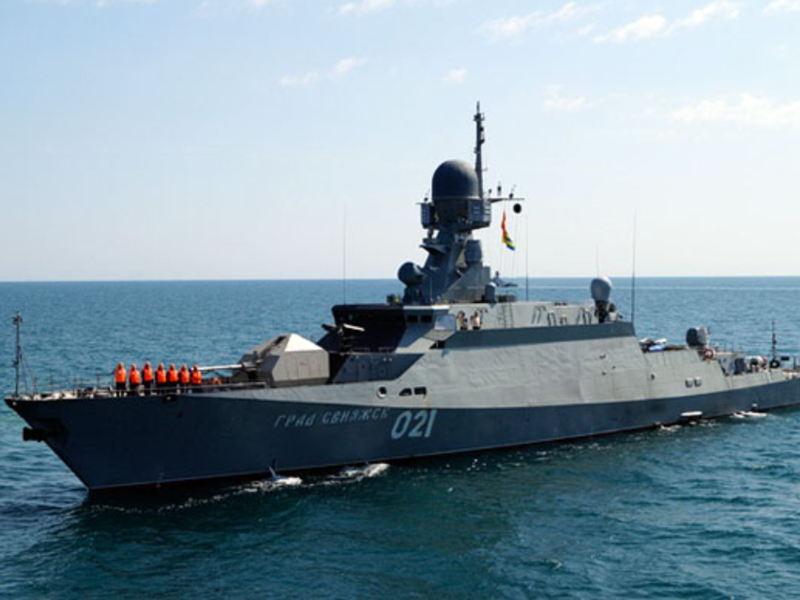 У Севастополі стався вибух на російському кораблі – носії "Калібрів" – ЗМІ