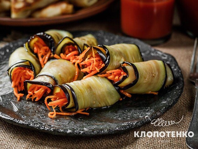 Рулетики из баклажанов с морковью по-корейски. Рецепт вкусной закуски от Клопотенко