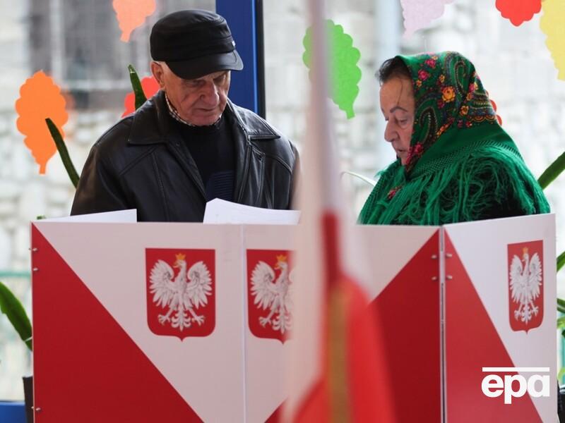 Качиньский против Туска. В Польше 15 октября проходят парламентские выборы и общенациональный референдум