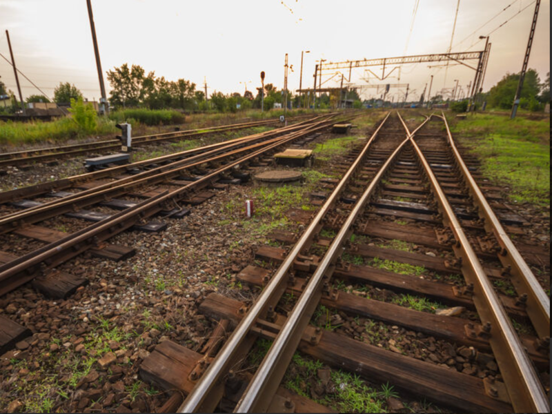 В британской разведке прокомментировали строительство оккупантами железной дороги в Мариуполь