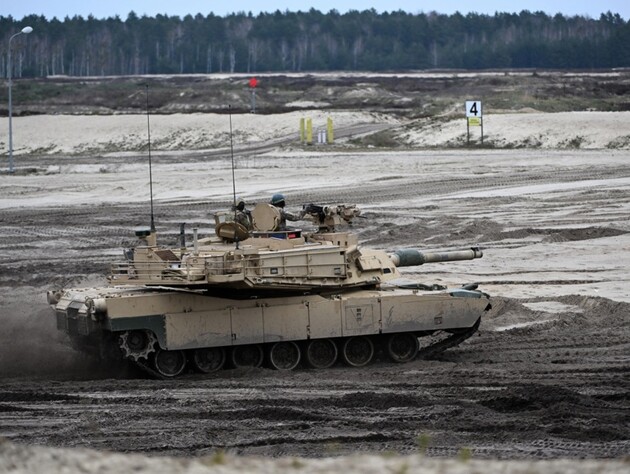 США передали Украине все обещанные танки Abrams