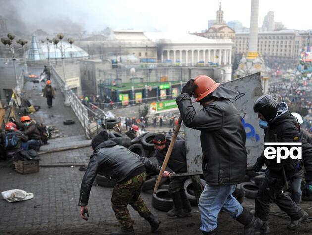 Суд вынес приговор пяти беркутовцам по делу о расстреле 48 человек на Институтской в Киеве 