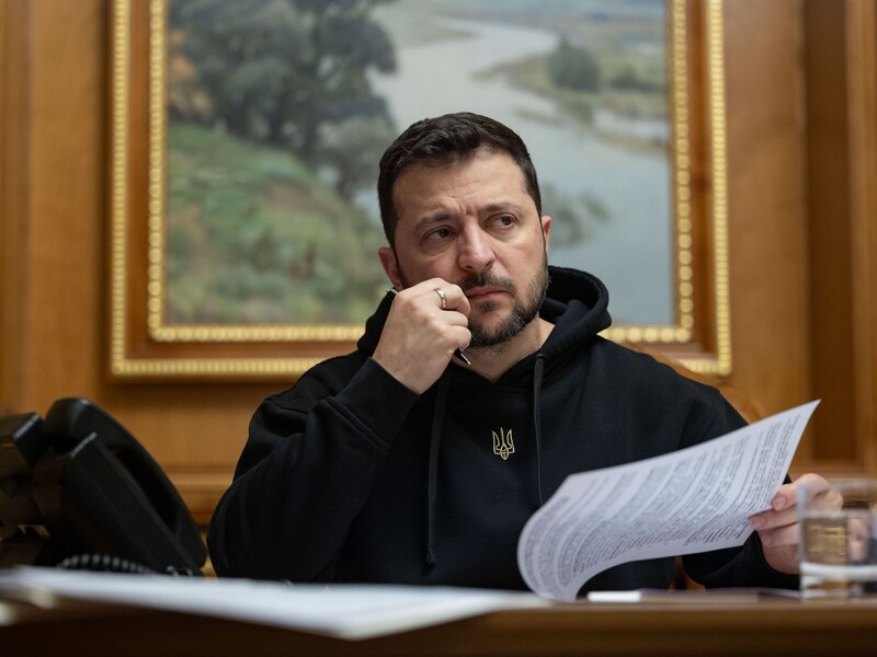 Зеленський поговорив із Макроном про посилення української ППО й захист "зернового коридору"