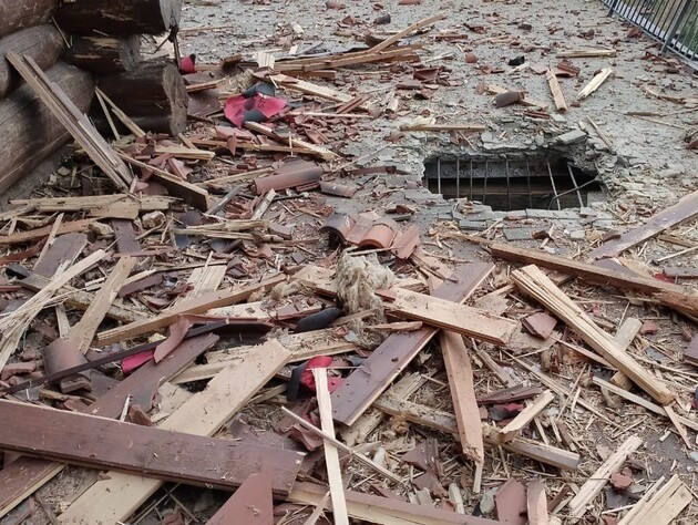 Россияне ударили из тяжелой артиллерии по Никополю, погиб мужчина