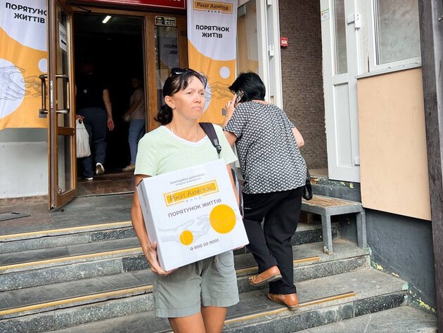 В Черноморске переселенцы получают помощь от Фонда Рината Ахметова