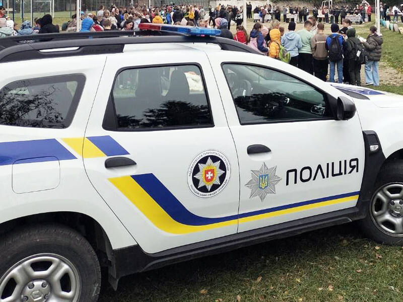 В Ровенской области полицейская за рулем внедорожника насмерть сбила пешехода на переходе – полиция
