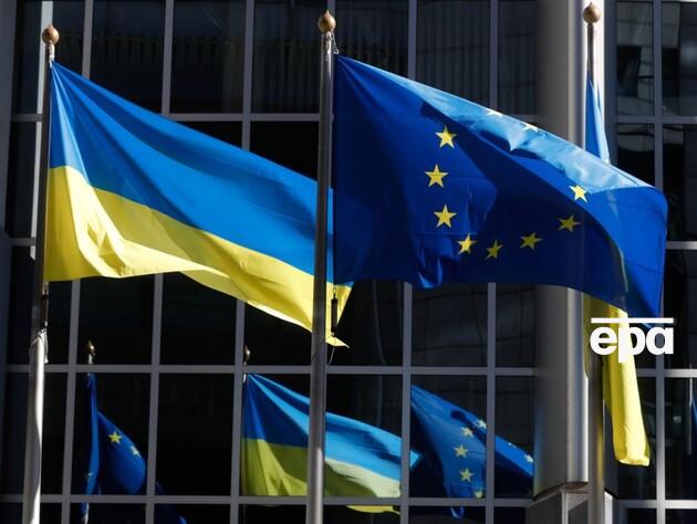 Главы МИД стран ЕС снова не согласовали выделение Украине транша в €500 млн военной помощи. СМИ сообщили, что решение блокирует Венгрия