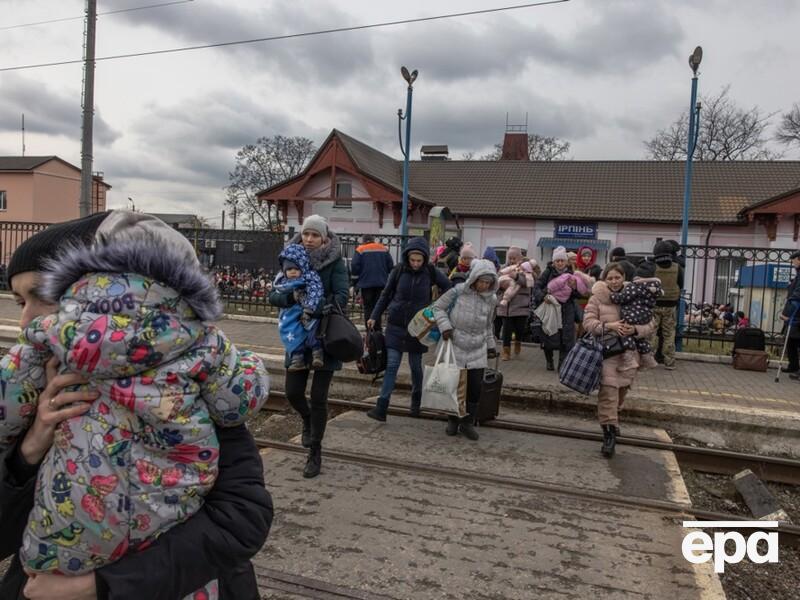 В восьми населенных пунктах Донецкой области объявили принудительную эвакуацию детей