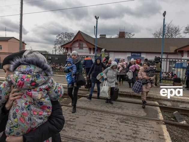 У восьми населених пунктах Донецької області оголосили примусову евакуацію дітей 