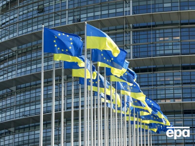 Еврокомиссия положительно оценит заявку Украины на членство в ЕС – Reuters