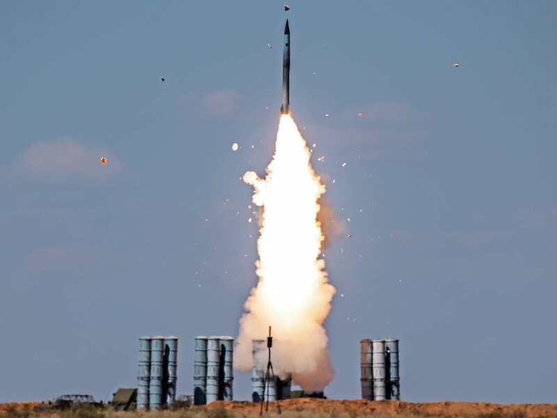 Окупанти завезли додаткову партію ракет С-300 для ударів по українському кордону – Центр національного спротиву