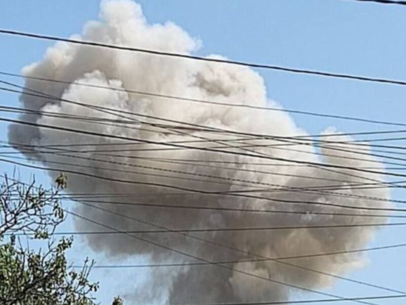 Россия ударила ракетами по судоремонтному заводу в Одесской области. Был пожар, есть раненые – ОВА 