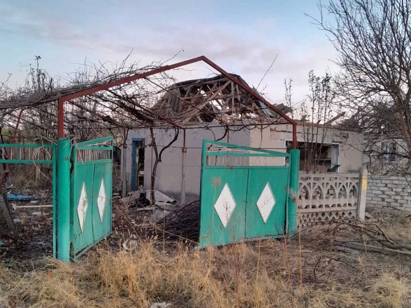 Росіяни вранці атакували Херсонську область авіабомбами, поранено місцеву жительку – ОВА