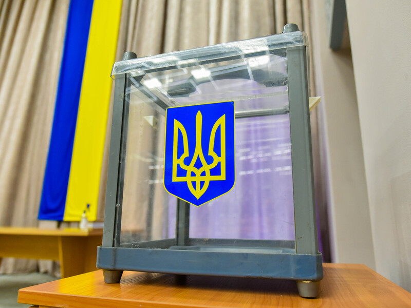 Більшість українців проти проведення виборів під час війни – опитування
