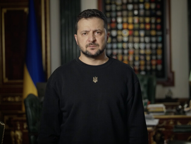 Росія поки може витримувати бойові дії, але не здатна витримати це протистояння стратегічно – Зеленський