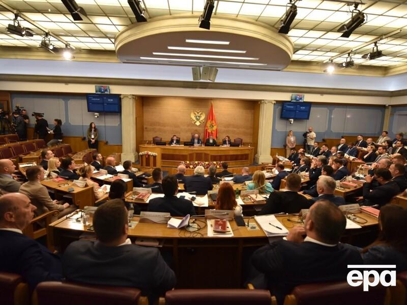 В Черногории утвердили новое коалиционное правительство после недель переговоров